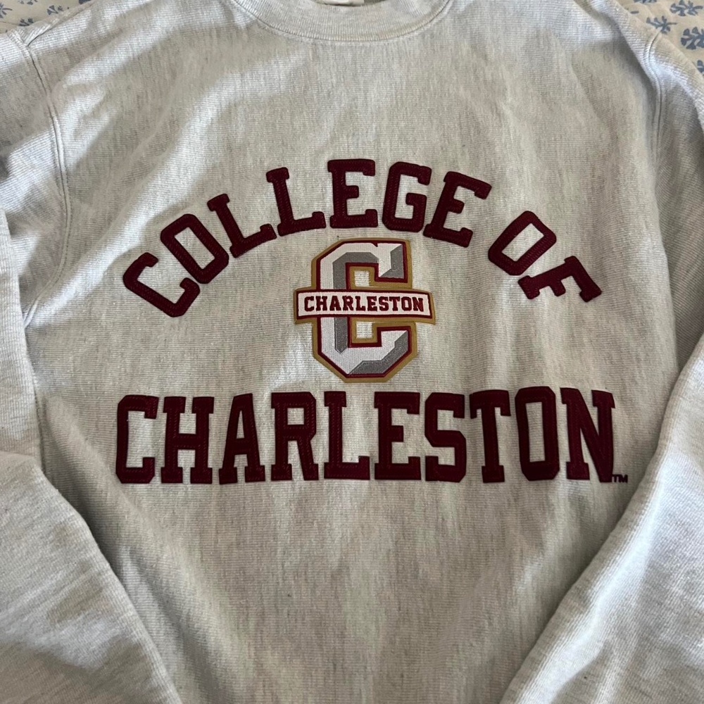 Cofc college sweatshirt